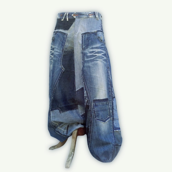 Sarouel homme PATCHWORK BLUE DENIM en jeans recyclés - Réalisation sur mesure, sarouel jeans unisexe, upcycling,recyclage jeans,ecofashion