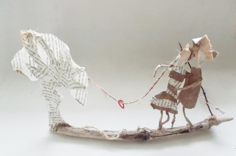 couple in love, handmade with wire and book paper, home decor paper personas decorative wire sculptures romantic scene gift by mademeathens