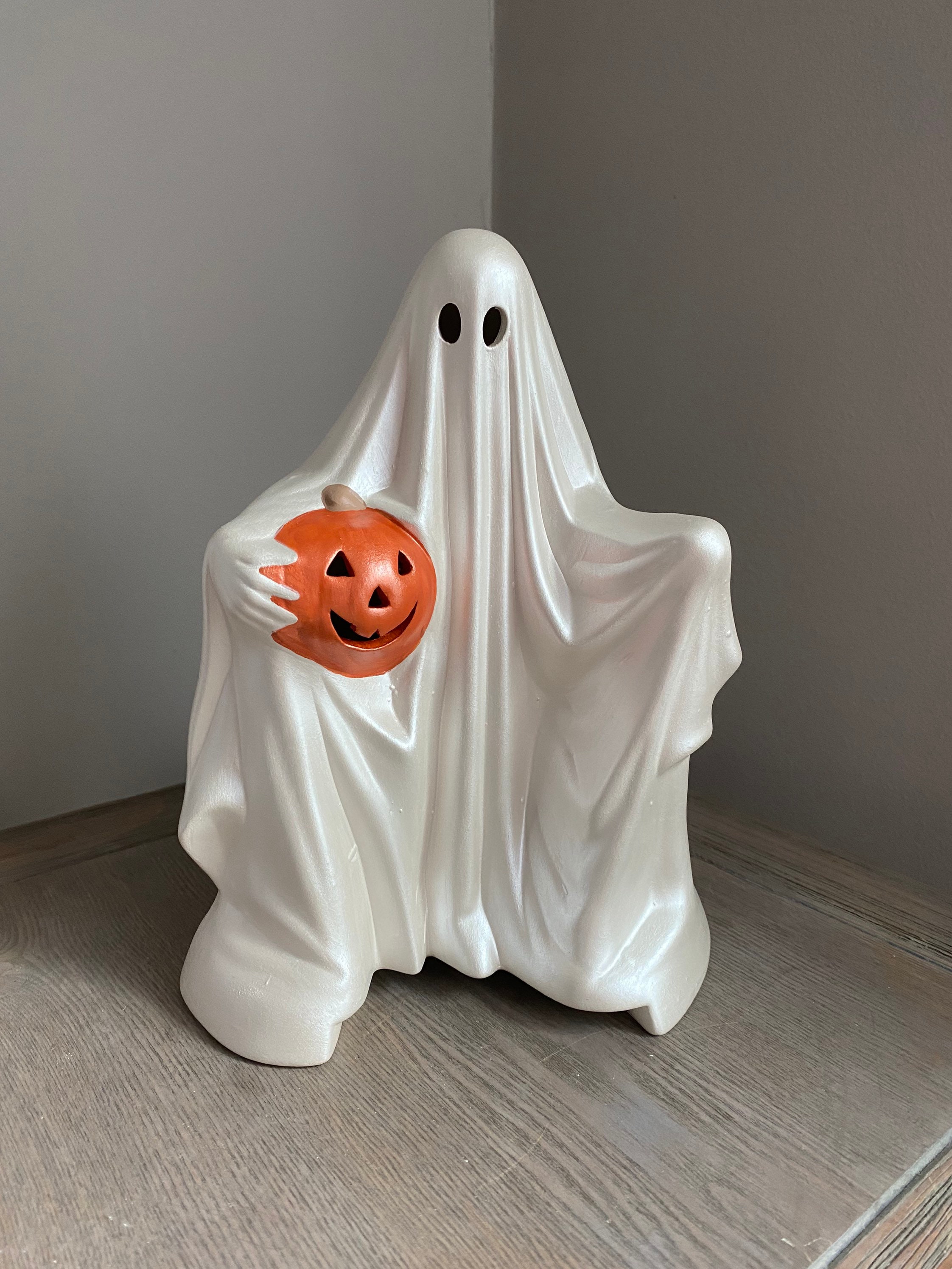 Ceramic Ghost With Pumpkin (pearlized), Christmas Gifts for