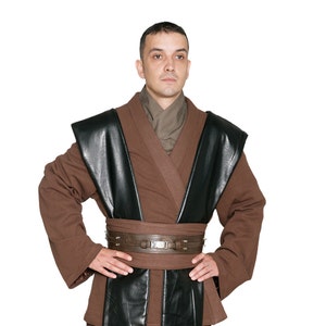 Star Wars Anakin Skywalker Replica Jedi Costume Body Tunic with Replica Dark Brown Jedi Robe image 3