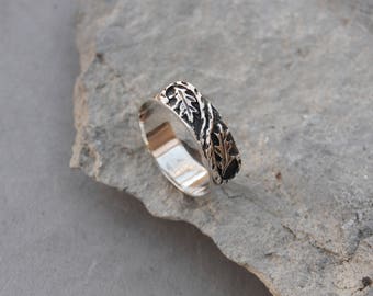 Falling Leaves Ring Band Size 7 1/2 Sterling Silver Oak Leaf Hand Made Cast