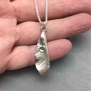Collana con ciondolo in argento sterling Samara con seme d'acero Peridot 20 "Catena a scatola realizzata a mano da campione reale