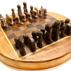 Vintage African Makonde Chess Set – Hand-Carved 14″ Round Board – Fertility Queen – Tribal Blackwood Art – Rare Collector Gift