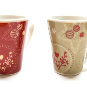 LBVYR 2 Yves Rocher Rare Holidays Drinks Guest Cups cups with Christmas Decor 1990&#39;s gift