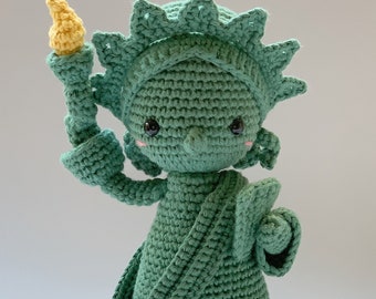 Lady Liberty - Crochet Pattern by {Amour Fou}