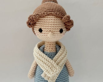 Jane Austen - Crochet Pattern by {Amour Fou}