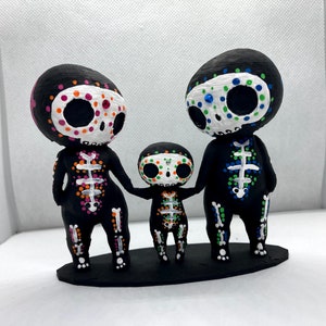 Skeleton Family With Toddler Sculpture Figurine Hand Painted 3D Printed