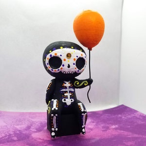 Sugar Skull Skeleton with Balloon Day of the Dead Sculpture Figurine Hand Painted 3D Printed