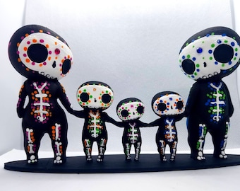 Skeleton Family With Three Children Sculpture Figurine Hand Painted 3D Printed