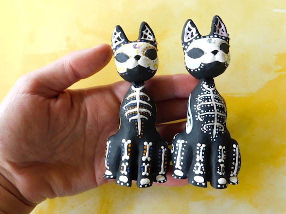 Sugar Skull Cat Day of the Dead Sculpture Figurine Hand Painted 3D