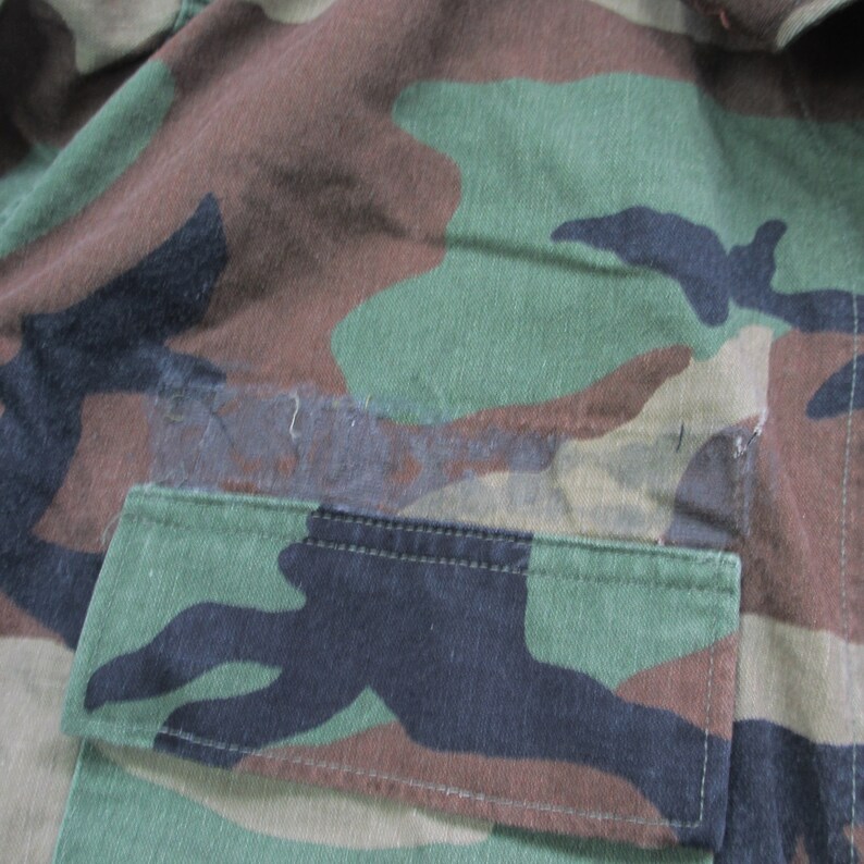 Vintage 1980/'s United States Navy Seabees Construction Force Camo Button Up Field Shirt Large Regular NATO Four Color Woodland