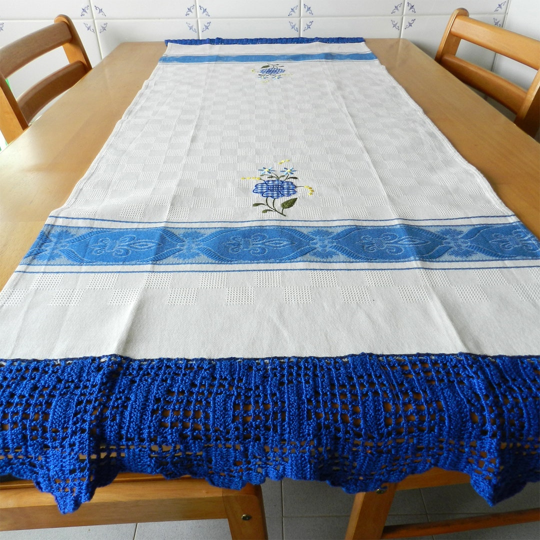Vintage Table Runner Embroidered With Blue Crochet Trim Etsy