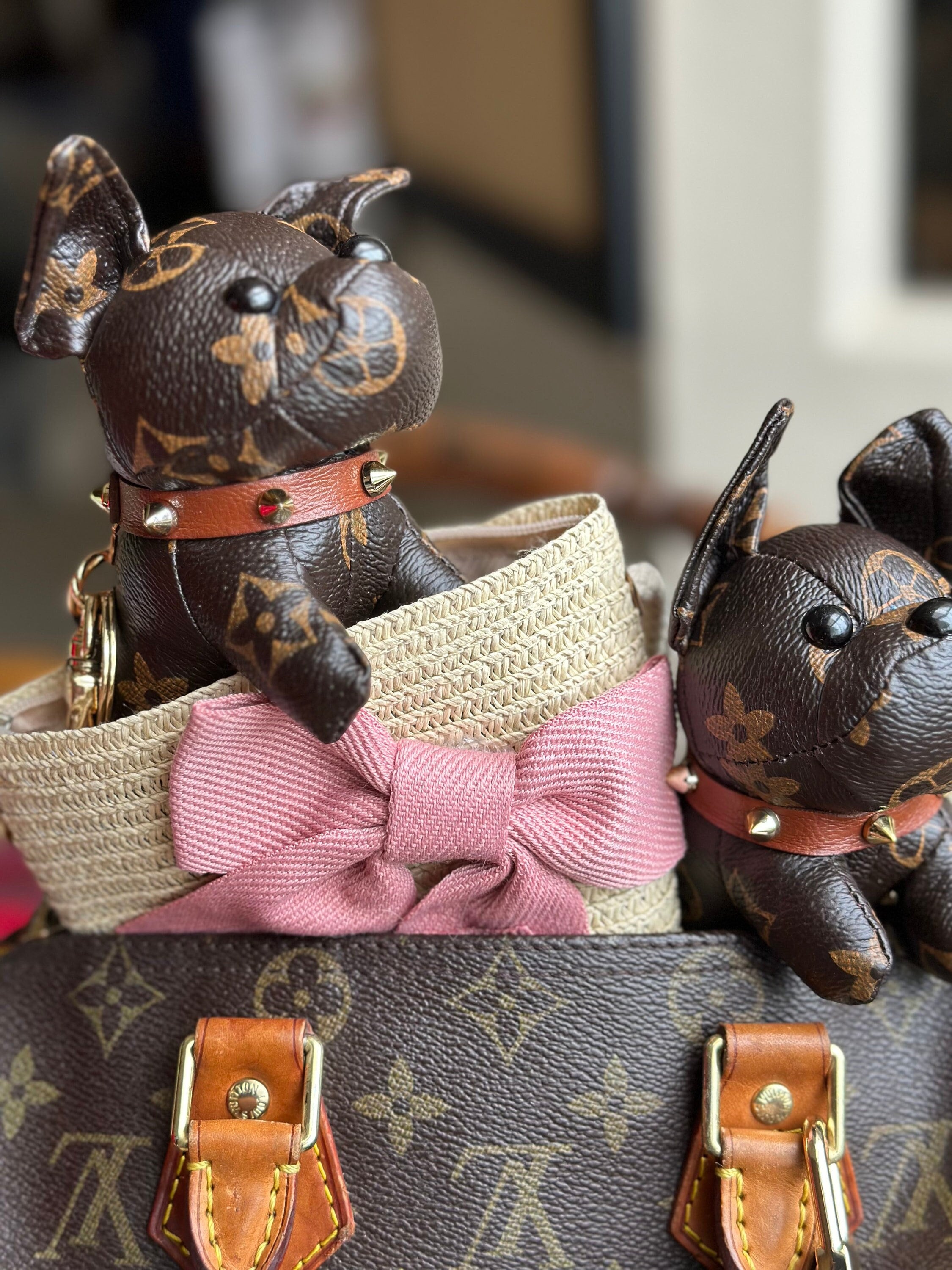 Lv bull terrier bag charm hotsell