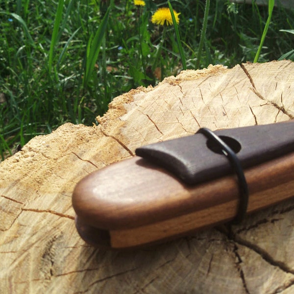 KAZOO - Music instruments made out of Wood for singing and amplify voice’s sound