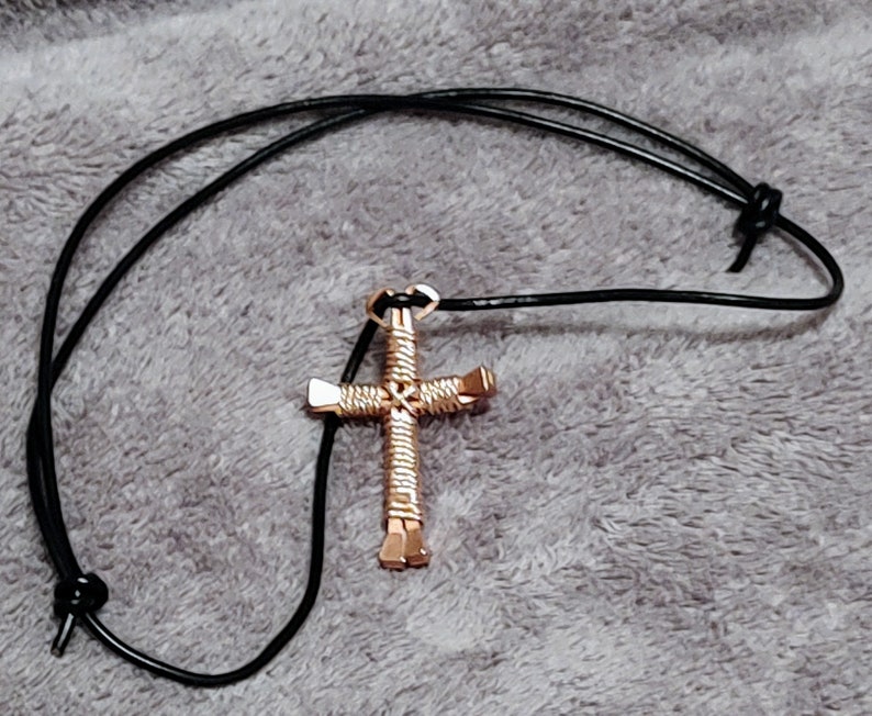 Copper plated cross with Rose Gold twisted wire