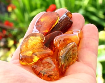Baltic Amber Tumbled Stone – 1 Piece (4–5g) Polished Amber Gemstone – Meditation, Healing or Jewelry Making