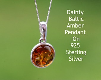 Sterling Silver Circle Honey Amber Pendant / Honey Amber Gemstone / Dainty Minimalist Silver Amber Gemstone  Pendant Gift