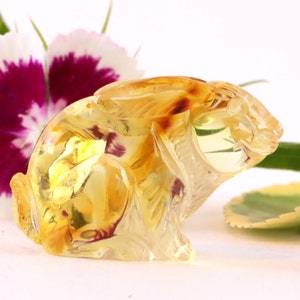 Rabbit Amber Figurine / Natural Baltic Hand Carved Amber Figurine ...