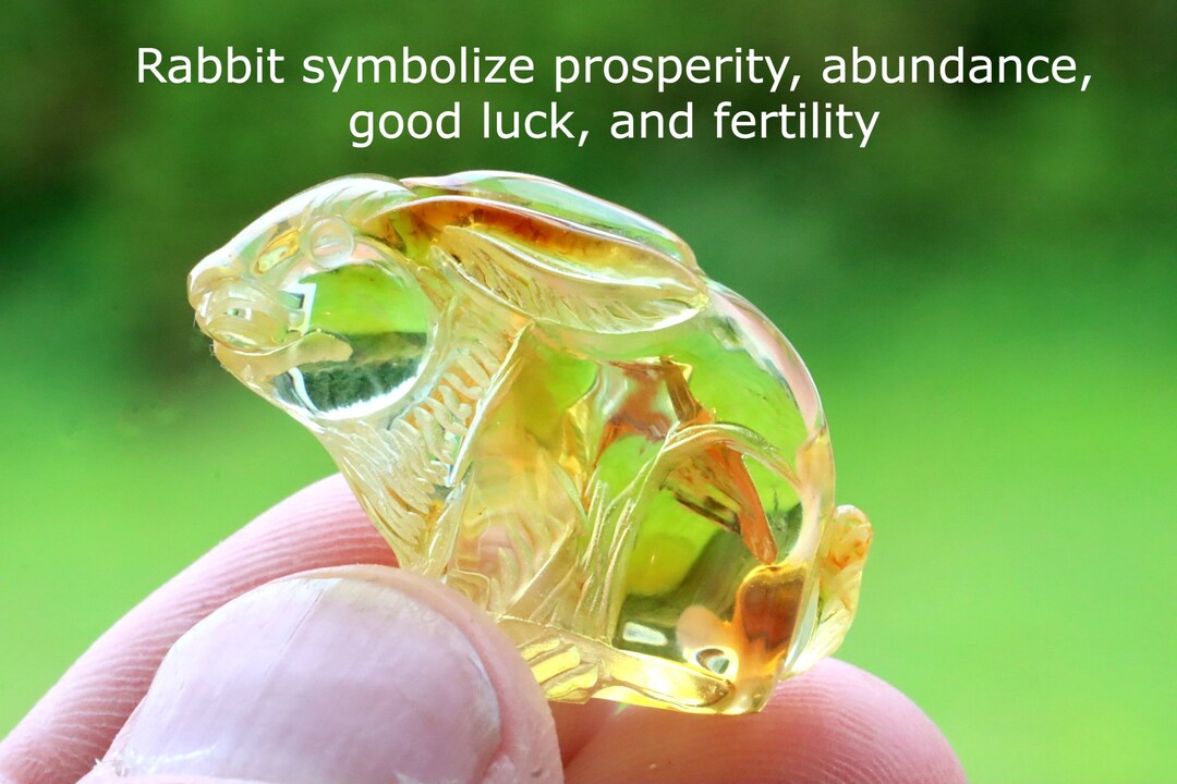Rabbit Amber Figurine / Natural Baltic Hand Carved Amber Figurine ...