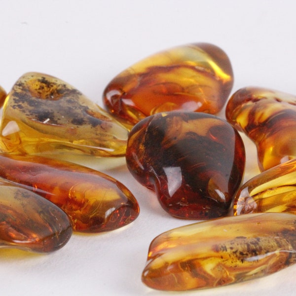 Amber Tumbled Stone / Average Weight 3g - 4g 1 piece / Collectors polished natural Baltic amber gemstone/  Free form natural Craft gems