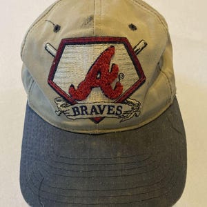 STARTER VTG 90&#39;s MLB Atlanta Braves Paisley Under Brim Letterman A Snapback Hat