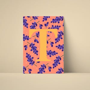 Póster de la letra T: Imagen digital del abecedario con uvas | Decoración de pared habitación infantil | Arte de letras felices para imprimir