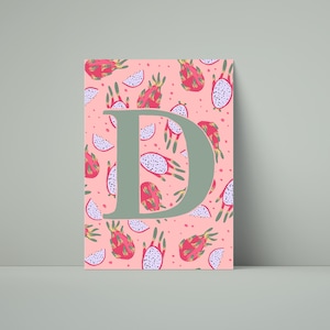 Póster de la letra D: imagen digital ABC con fruta del dragón | Decoración de pared habitación infantil | Arte de letras felices para imprimir