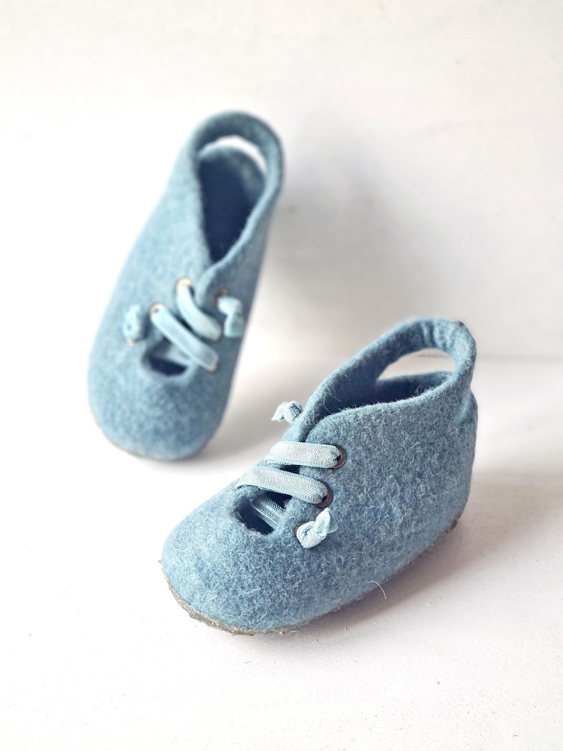 Felted wool booties, Woolen children slippers , Toddler booties, Toddler felt schoes, Toddler shoes, Felted ankle schoes for baby image 1