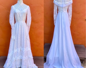 chinese dress ladies Antique White Lace Bustle Skirt Set – Blossom Vintage main image 0