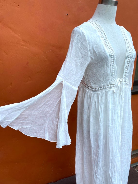 Vintage White Maxi Dress Coat. Flared Sleeve Pira… - image 4