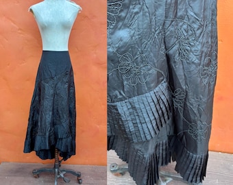 Falda larga vintage de tafetán negro bordado * Romántica, oscura, moda victoriana, gótica, eduardiana, bruja, caprichosa, igódica * Talla mediana 8 10