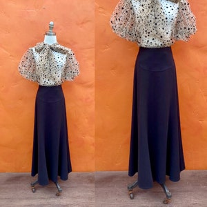 Vintage Black Maxi Skirt. ** Edwardian skirt Victorian Walking skirt Gothic Dark Academia Cottagecore  * Small Medium Size 6 8