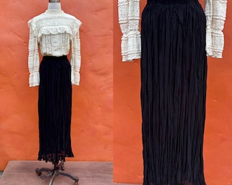 Vintage 1990s Y2K Black Crinkle Maxi Skirt  * Lace Trime Ruched Dark Romantic roth whimsigoth Victorian Gothic Edwardian Witchy  *