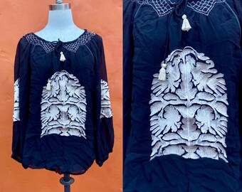 VTG Black Rayon Smocked Tunic Top Shirt Blouse -  Witchy Pirate Dark Cottagecore Lagenlook Medieval Goth Ren Faire Renaissance xs small med