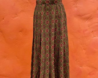 Vintage 1990s Silk Medallion Print Midi Skirt  * Dark Cottagecore Dark Academia Outlander. Box Pleats. Olive Green, Coral, Red. Med Lg 10 12