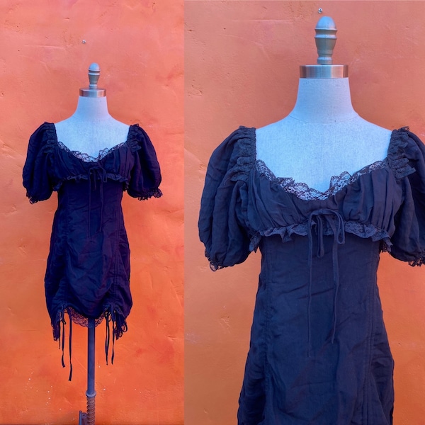 Vintage Y2K 1990s Black Ruffle Mini Dress ** Goth Grunge Gothic Dark Romantic Boho Witchy Whimsigoth * Medium Size 8 10