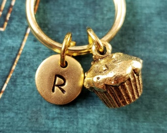 Muffin Keychain SMALL Pendant Charm Keychain Baking Baker Gift Blueberry Chocolate Chip Cupcake Keychain Personalized Initial Engraved