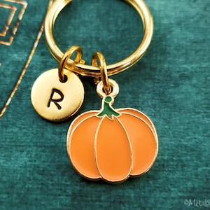 Pumpkin Keychain SMALL Orange Pumpkin Keyring Halloween Keychain Autumn Personalized Keychain Initial Charm Pendant Gift Jack-o-Lantern