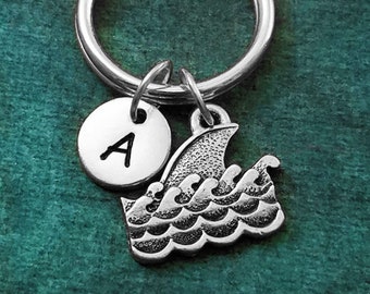 Shark Keychain SMALL Shark Fin Keychain Shark Keyring Beach Keychain Waves Keychain Surfing Gift Boyfriend Gift Personalized Initial Charm