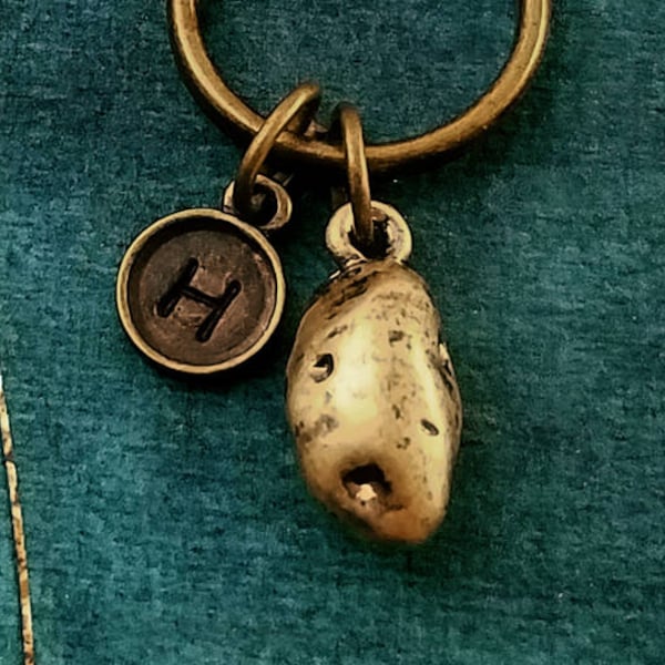 Llavero de patata MUY PEQUEÑO Llavero de patata rojiza de bronce Llavero con dije de patata al horno Llavero de comida Patatas Llavero personalizado con inicial