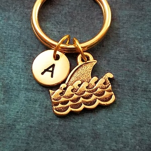 Shark Fin Keychain VERY SMALL Shark Keyring Personalized Keychain Shark Keychain Beach Keychain Ocean Keychain Waves Keychain Sea Gift