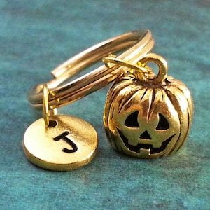 Jack-O-Lantern Keychain kleine Gold Jack O Lantern Keychain Kürbis Keychain Kürbis Keyring Halloween Keychain Halloween Geschenk Herbst Keyring