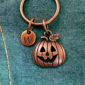 Jack-o-Lantern Keychain VERY SMALL Jack O Lantern Keychain Jack-o-Lantern Keyring Pumpkin Keychain Personalized Keychain Halloween Keychain