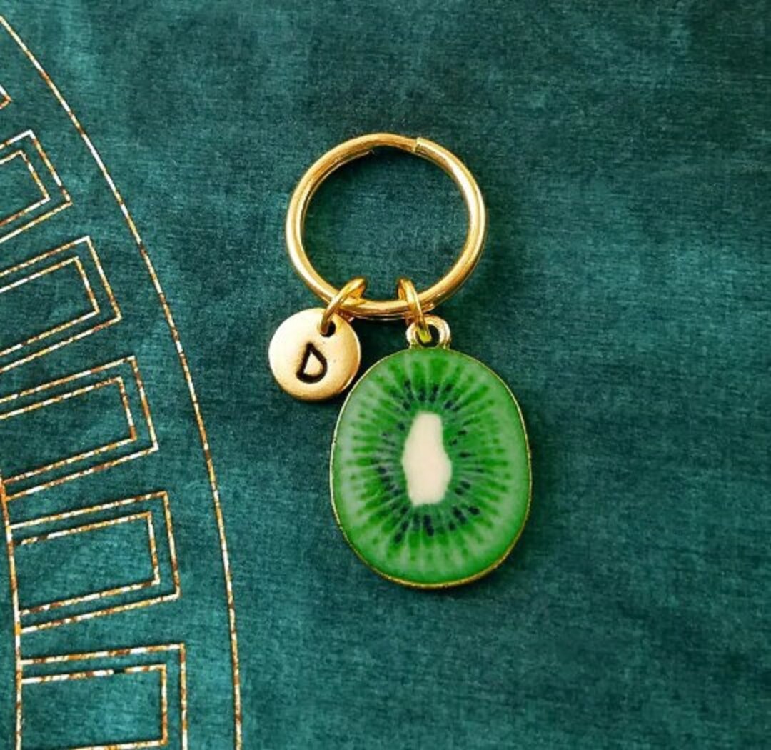 Kiwi Keychain SMALL Kiwi Keyring Food Keychain Kiwi Slice Fruit Pendant Keychain Letter Keychain Initial Charm Keychain Personalized Gift Etsy