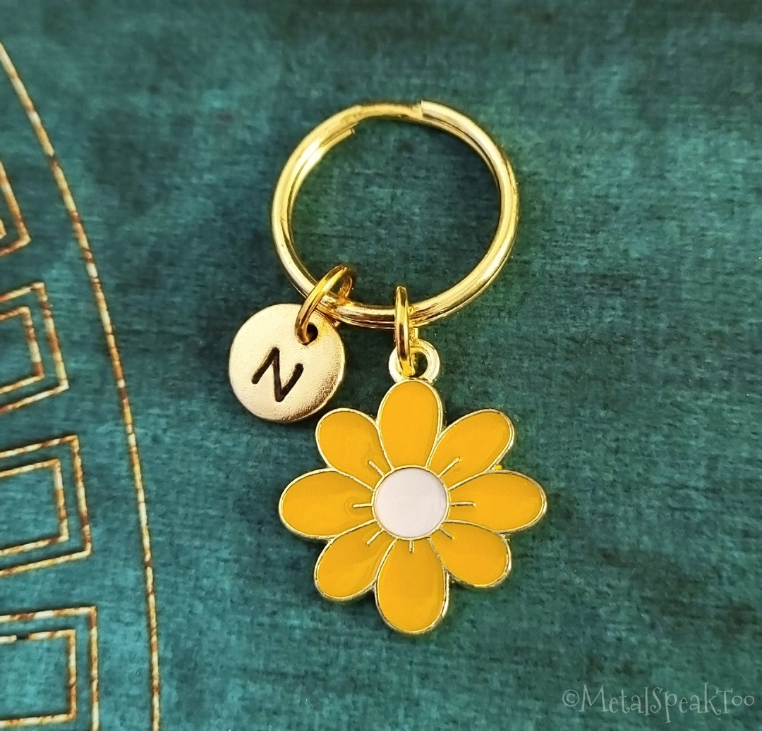 Daisy Keychain SMALL Yellow Flower Keychain Flower Keyring Daisy Charm ...