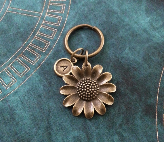 Daisy Keychain SMALL Daisy Keyring Personalized Keychain Brass Keychain Sunflower Keychain Hippie Keychain Teenage Girl Keychain Daisy Gift