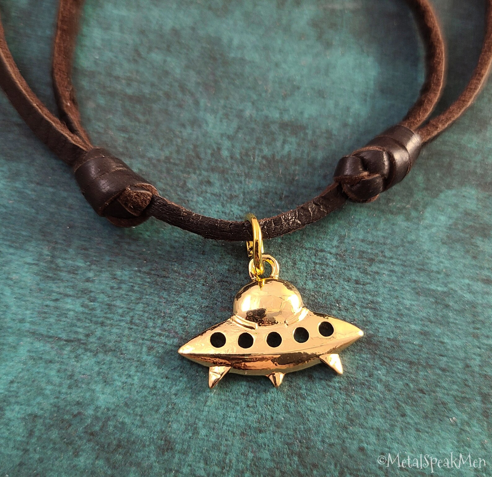 UFO Keychain SMALL Ufo Keyring Alien Keychain UFO Gift Etsy