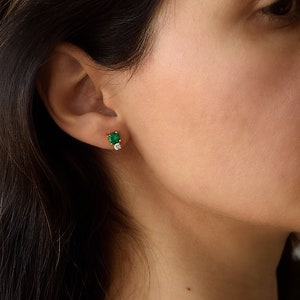 Emerald Green Earrings. Wedding Earrings . Dainty CZ Earrings