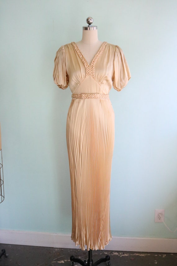 Vintage 1930's Champagne Pleated Gown | Size Small - image 2