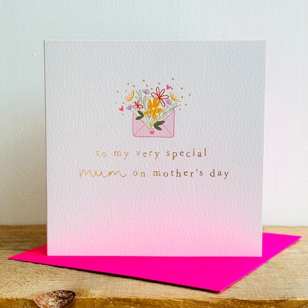 Very Special Mum on Mother’s Day Luxury Gold Foil Envelope Greeting Card